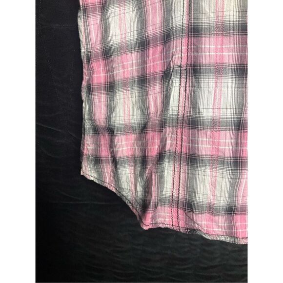 Harley Davidson size Medium pink plaid button top - Picture 11 of 12